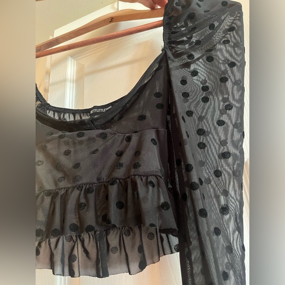 Pretty Little Things Sheer Black Polka Dot Crop Top - size 2 - Picture 4 of 4